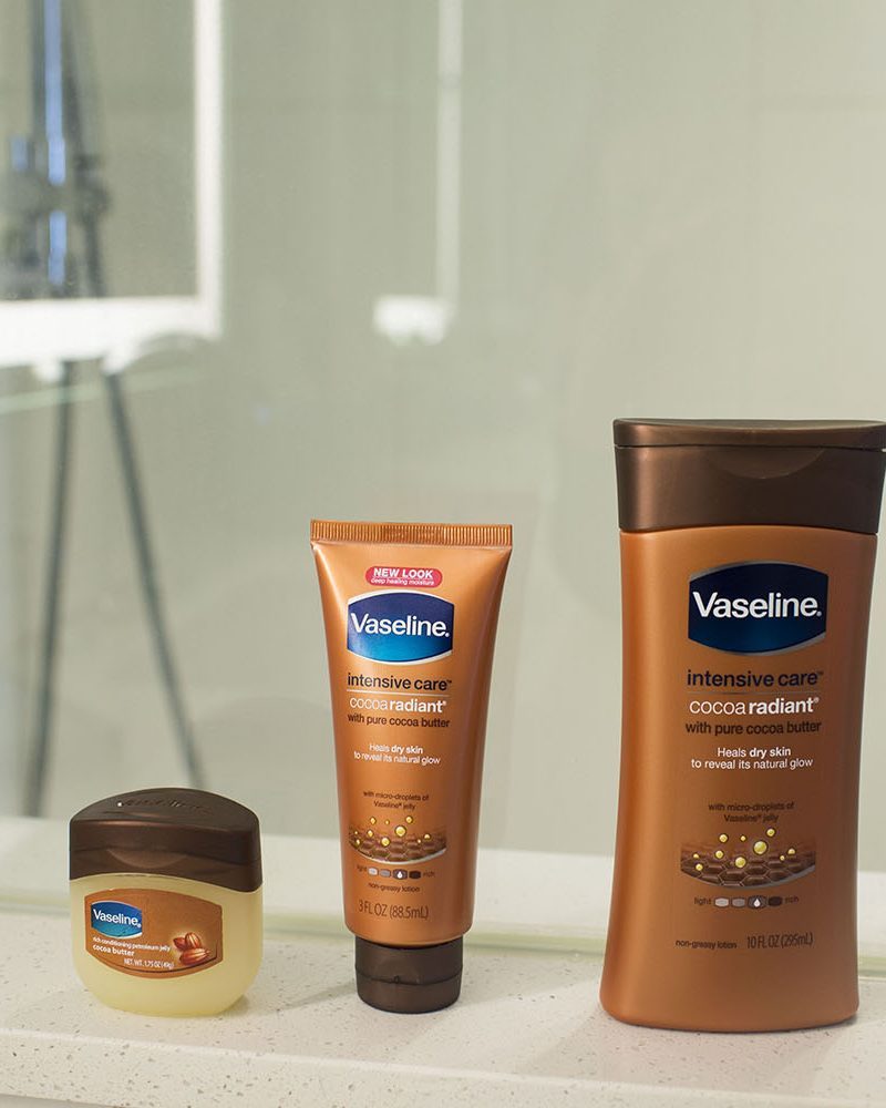 Vaseline Intensive care cocoa radiant lotion