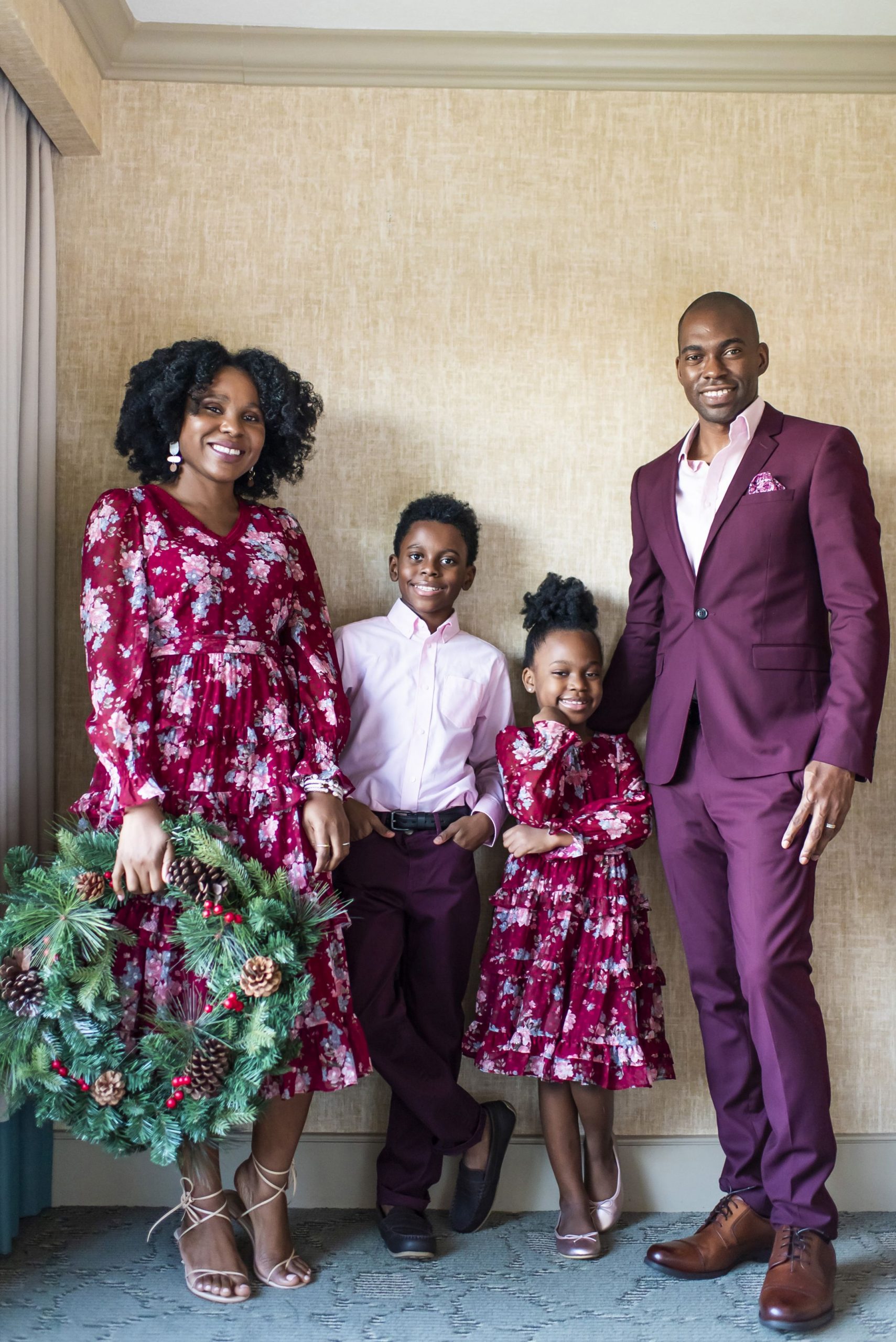 family holiday dress Holiday Family Photo Outfit Ideas | Neutrals - Life With Ashley T